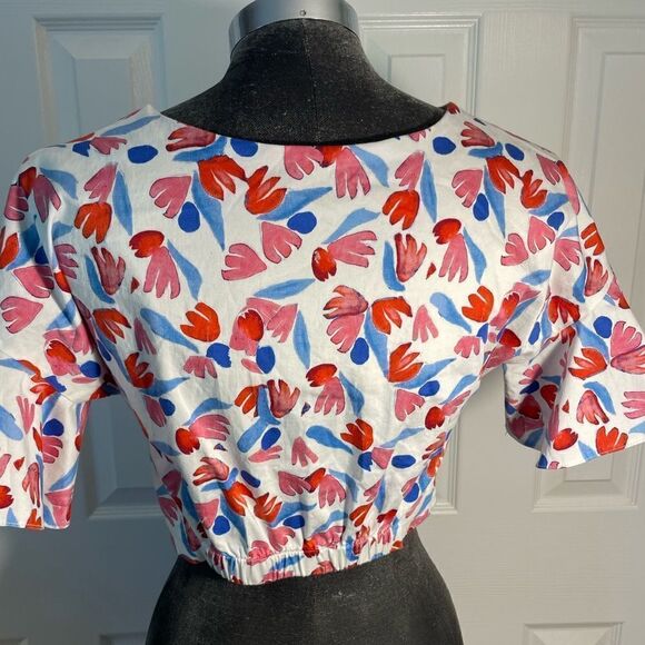 AMUR Cropped Top Front Twist Blouse Size Small - Picture 2 of 9
